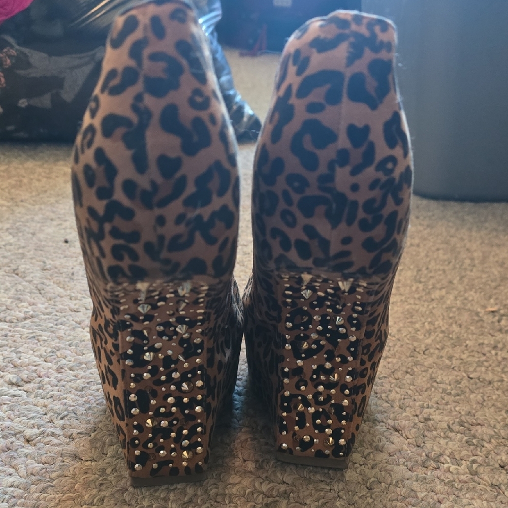 Alba Brown Leopard Print Wedges